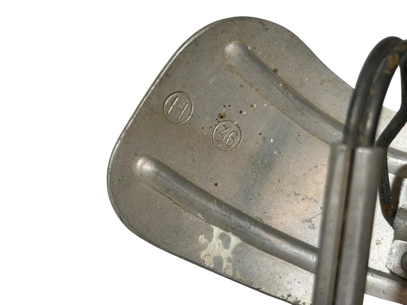 Gasmasker Shape Retainer Frame