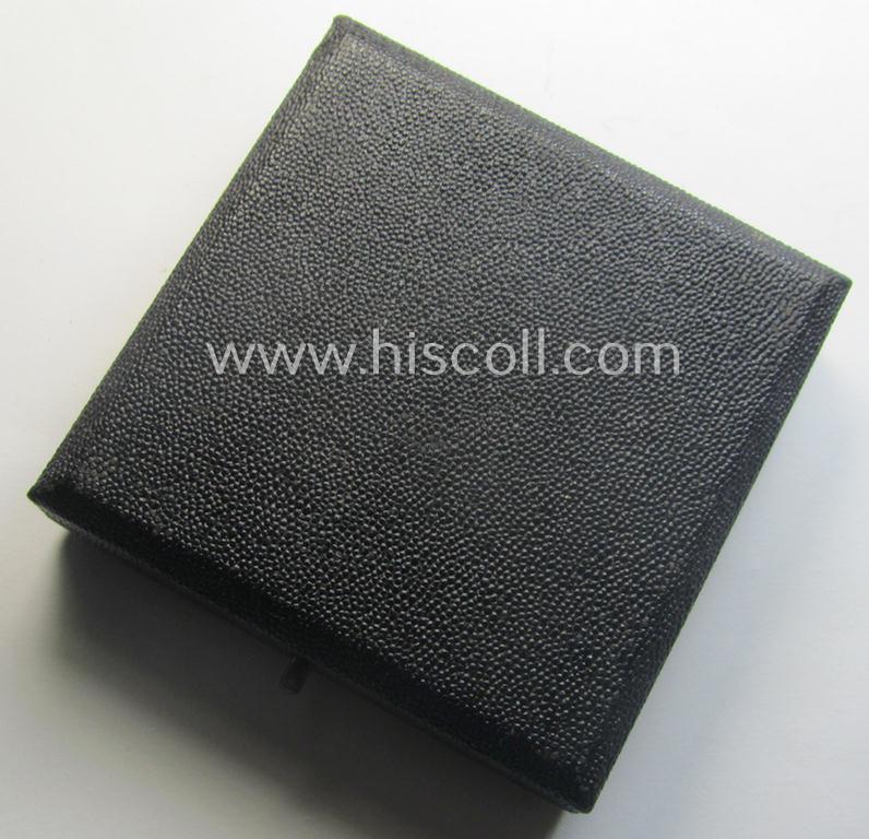 Reddish-bronze-toned, 'Reichsnährstand'- (ie. 'RNSt.'-) related, commemorative-award-plaque entitled: 'Reichsprüfung für Milch u. Milcherzeugnisse - Blut und Boden - 1938 - Sauermilch-Käse' and that comes stored in its period etui