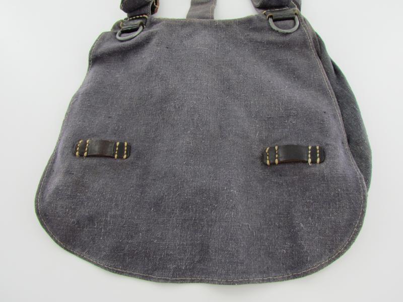 Luftwaffe M31 Bread Bag With Carrying Strap 1942