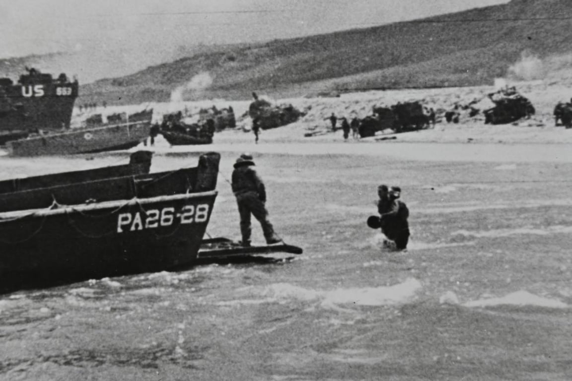 US WW2 D-Day Press Photo 6 June 1944