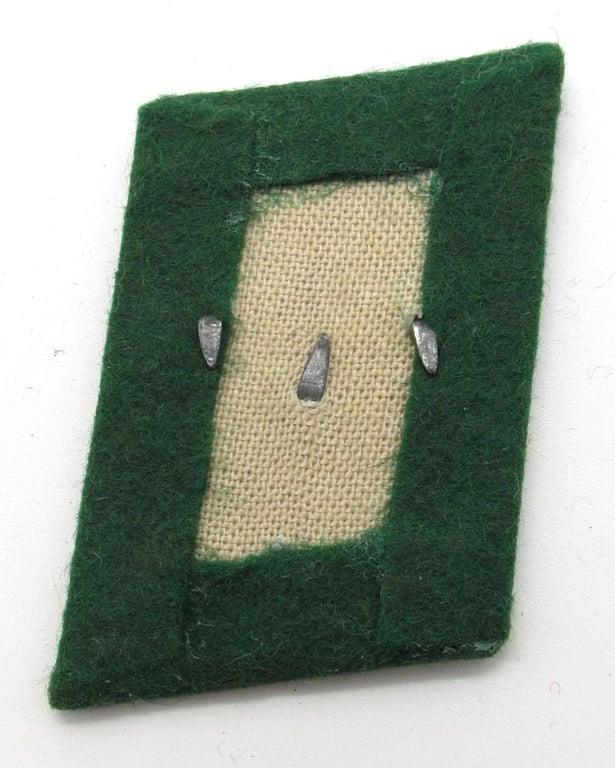 Luftwaffe Field Division 'Flieger' collar tabs