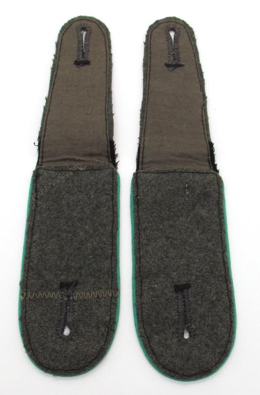 Waffen-SS mountain trooper ‘Gebirgsjäger’ EM/NCO Shoulder Boards