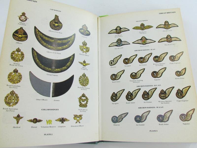 Blandford Colour Series (Blandford Press) Air Force Badges And Insignia