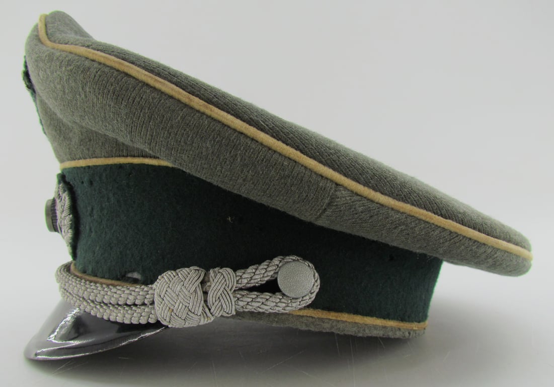 Wehrmacht Heer Infantry Officer’s Visor Cap by Peküro – Size 56