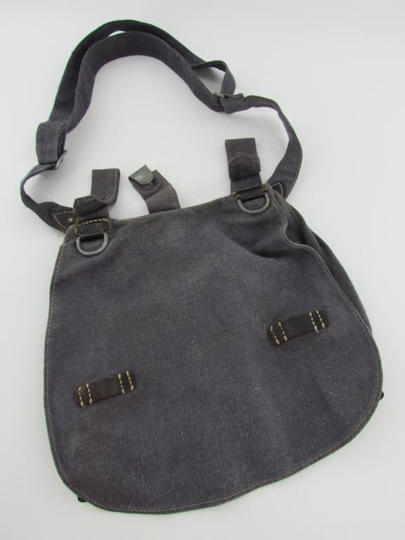 Luftwaffe M31 Bread Bag With Carrying Strap 1942