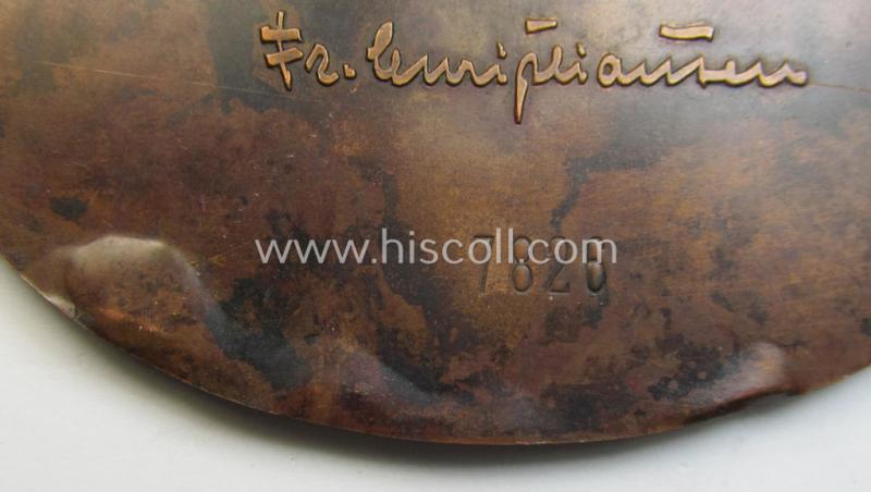 Unusual - and most certainly very decorative! - N.S.F.K.-related so-called: 'Bronzerne Teilnehmerplakette - Deutschlandflug - 1938' being a nicely preserved (but minimally damaged) example bearing the unique serial-number: '7826'