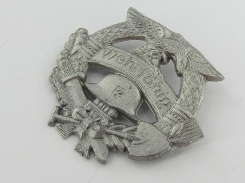 German Third Reich Wehrfähig (Fit for Service) Plastic Badge