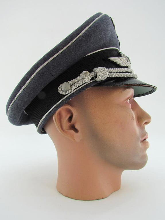Luftwaffe officer visor cap ‘Schirmmütze’ by Erstklassig