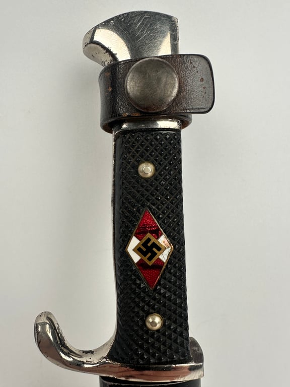 Early HJ knive "blut und Ehre!"