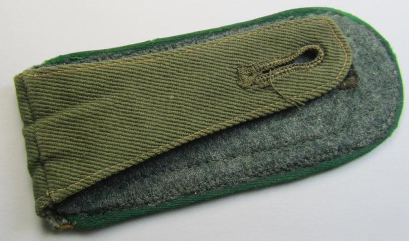 Superb - albeit regrettably single but nevertheless rarely encountered! - WH (Heeres) 'tropical' (ie. truly 'DAK'-related) NCO-type shoulderstrap as was intended for an: 'Unteroffizier der Jäger-Truppen'