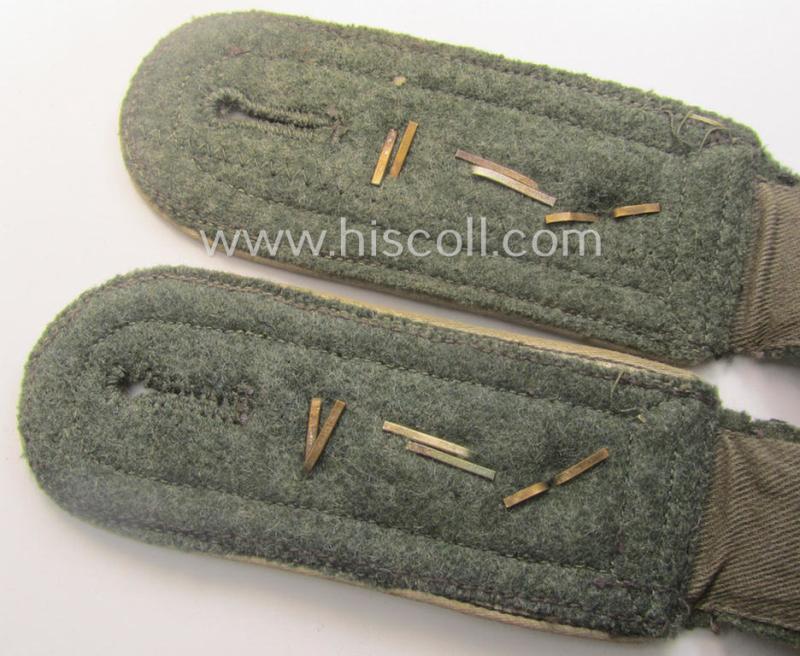 Pair of neatly 'cyphered', so-called: 'M41- (ie. M43-) pattern', WH (Heeres) NCO-type shoulderstraps as was specifically intended for a: 'Feldwebel des Maschinengewehr-Abtgs. 2'