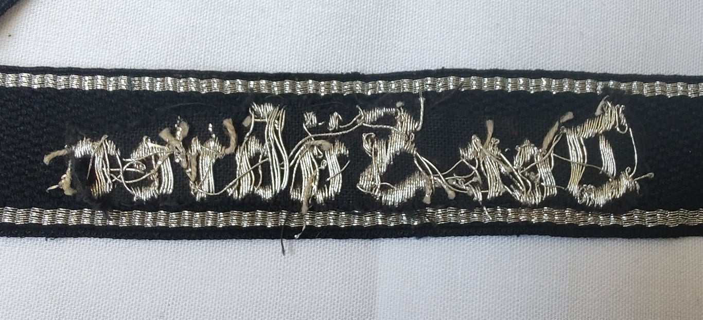 Reproduction Waffen-SS Officer "Der Führer  RZM flat wire cuff title