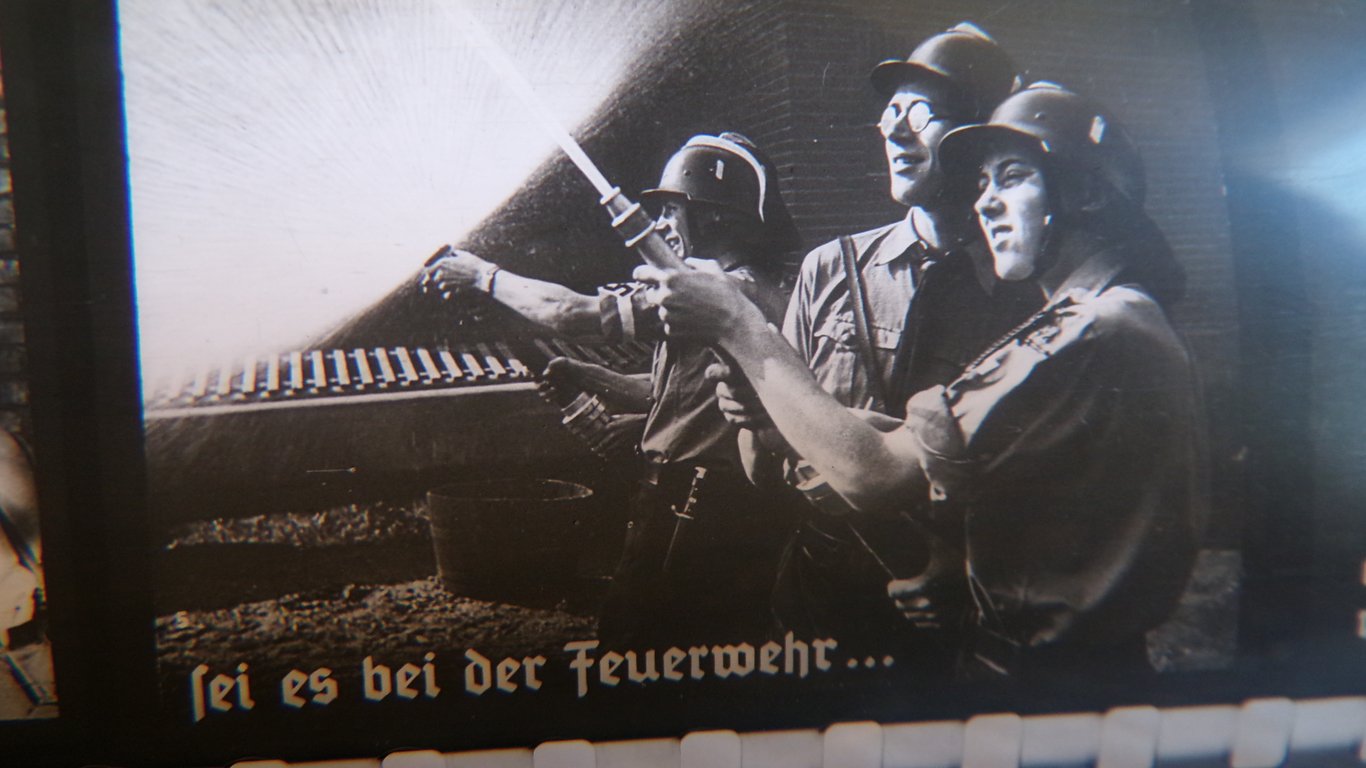 Hitler Jugend Nazi Propaganda & Education Archive