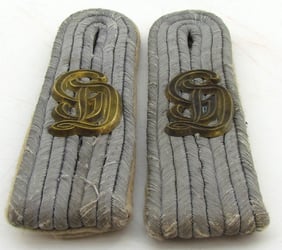 Grossdeutschland Infantry Leutnant's Shoulder Boards