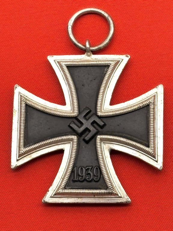 AUTHENTIC WWII IRON CROSS 2RD CLASS RING STAMPED FOR, BERG & NOLTE LUDENSCHELD GERMANY CLOSE TO MINT CONDITION.