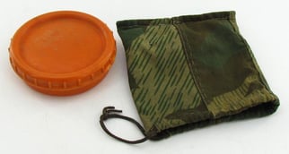 Wehrmacht Bakelite Butterdish in "Field Made" Splittertarn pouch