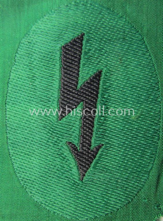 Attractive - and scarcely found! - HJ/BDM (ie. 'Hitlerjugend'/'Bund Deutscher Mädel') 'HJ-Nachrichten-Leistungsabzeichen' showing a black-toned 'signal-blitz' on a green-toned background as was intended to signify succesion in the: 'C-Prüfun...