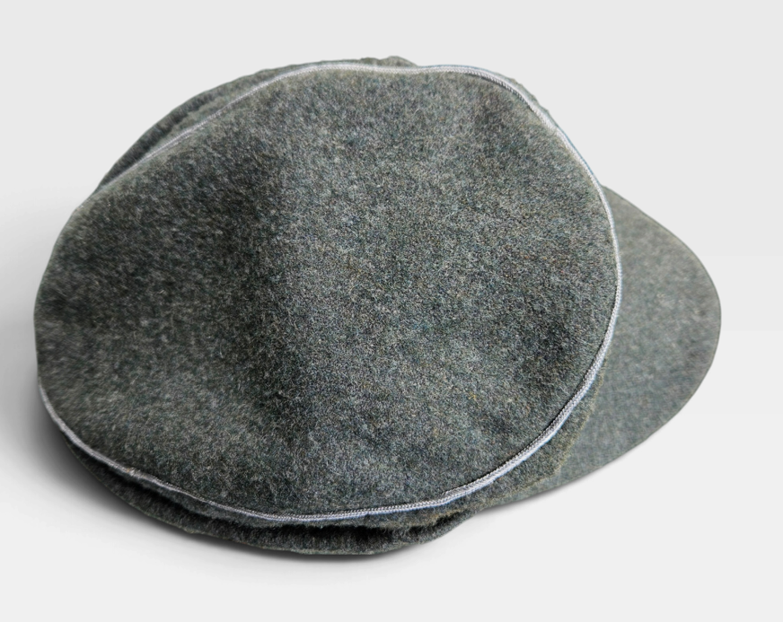 Wehrmacht Heer Officer’s M43 Field Cap by Peter Küpper – 1943 (Size 60)