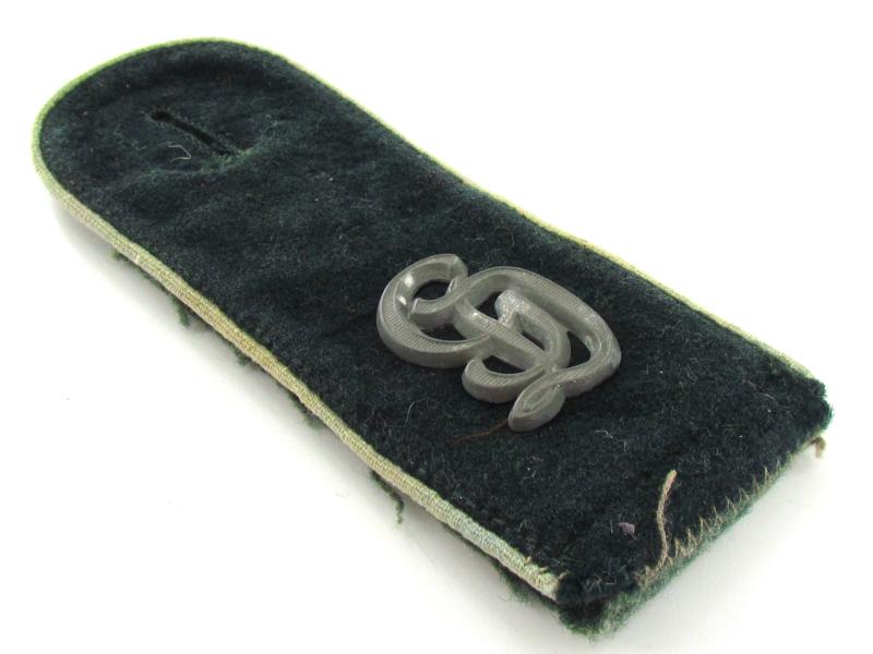 1x Single M36 army (Heer) infantry shoulder board ‘Grossdeutschland’
