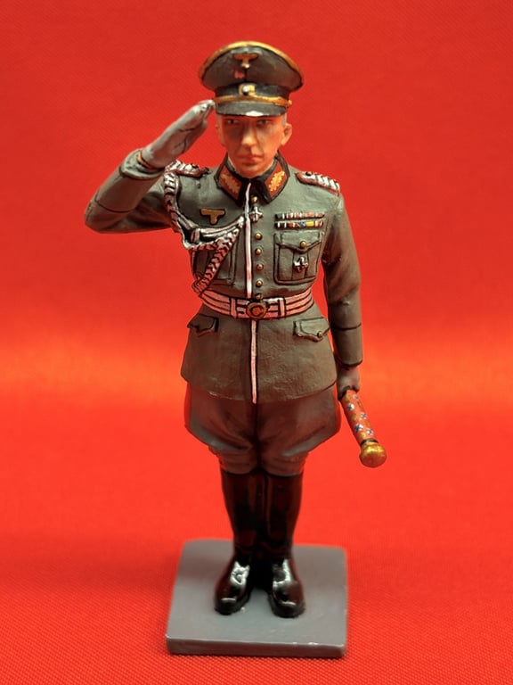 LEIBSTANDARTE SS ADOLF HITLER KING & COUNTRY FIGURE COLLECTION. ADDITIONAL PHOTOS