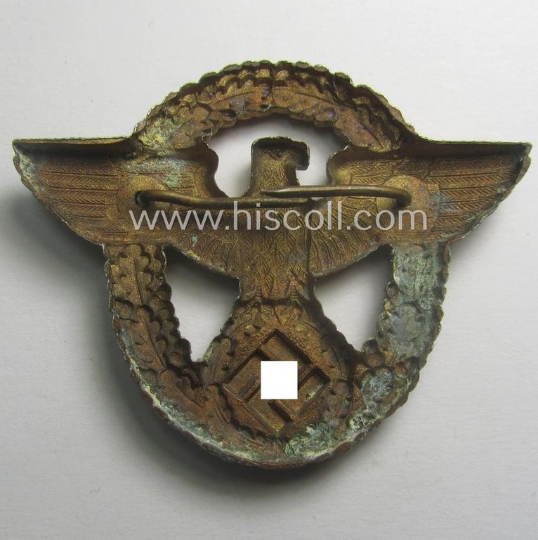 'Standard-issue'-pattern - and typical aluminium-based - 'Wasserschutz-Polizei'- (ie. water-police) visor-cap eagle being a golden-coloured (and non-maker-marked) example as was intended for usage on the various 'Wasserschütz-Polizei'-visor-caps