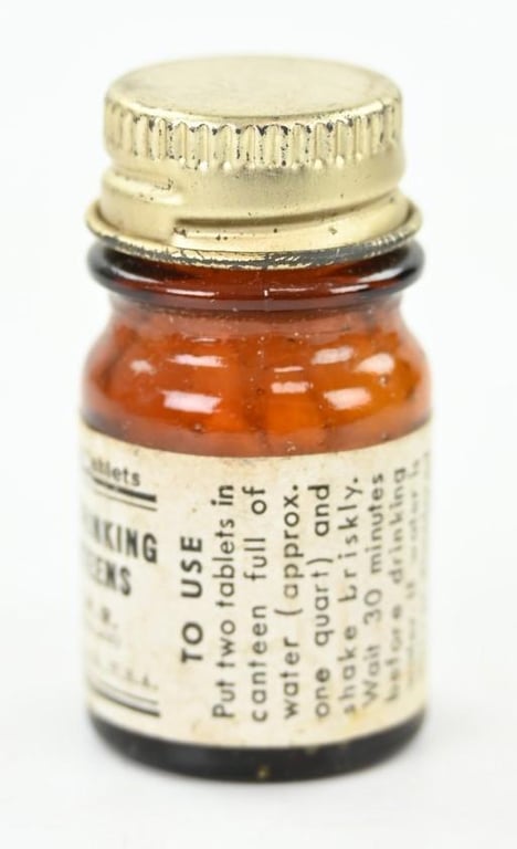 US WW2 Bottle of Purifying Tablets