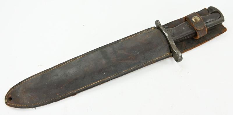 US WW2 M1 Garand Bayonet with Leather Scabbard