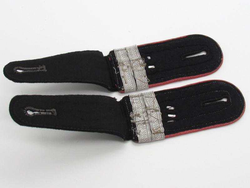 Wehrmacht Army (Heer) Panzer shoulder boards