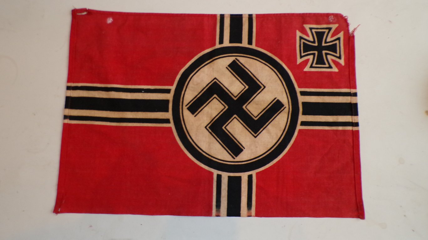 Reichskriegsflagge Ultra Rare size 50 x 35 CM
