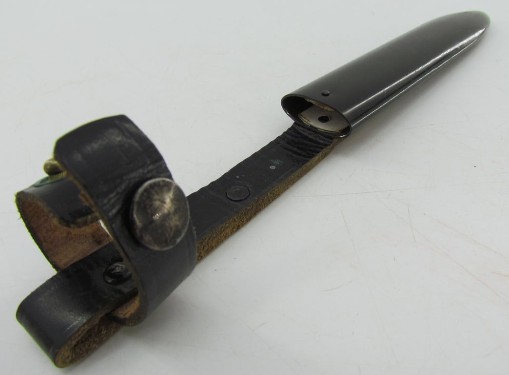Hitler Youth knife / dagger Marked RZM M7/65 (Near Mint)
