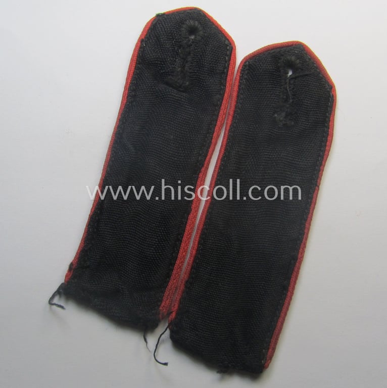 Pair of: 'Allgemeine-HJ'-shoulderstraps: 'Hitlerjunge' - 'Bann 210' (Bann 210 = 'Bann Stollberg' as was situated in the: 'Gebiet Mitte Sachsen')