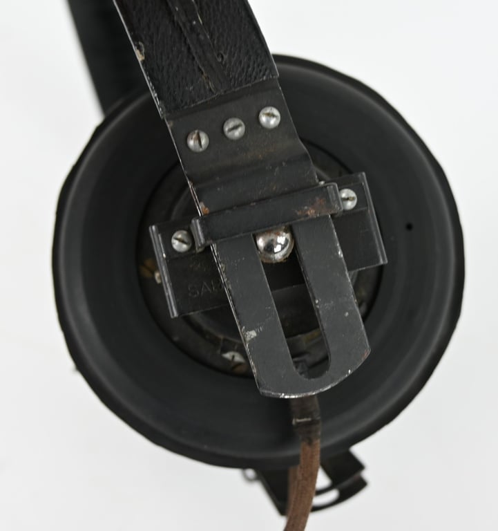 German WH Panzer Headphone 'Dfh.b'