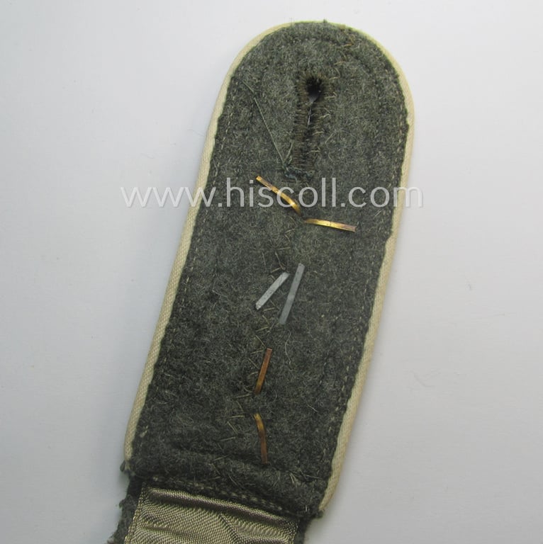 Single, WH (Heeres) 'cyphered' NCO-type, 'M40'- (ie. 'M41'-) pattern shoulderstrap: 'Oberfeldwebel u. Mitglied der Infanterie-Lehr-Trpn.'