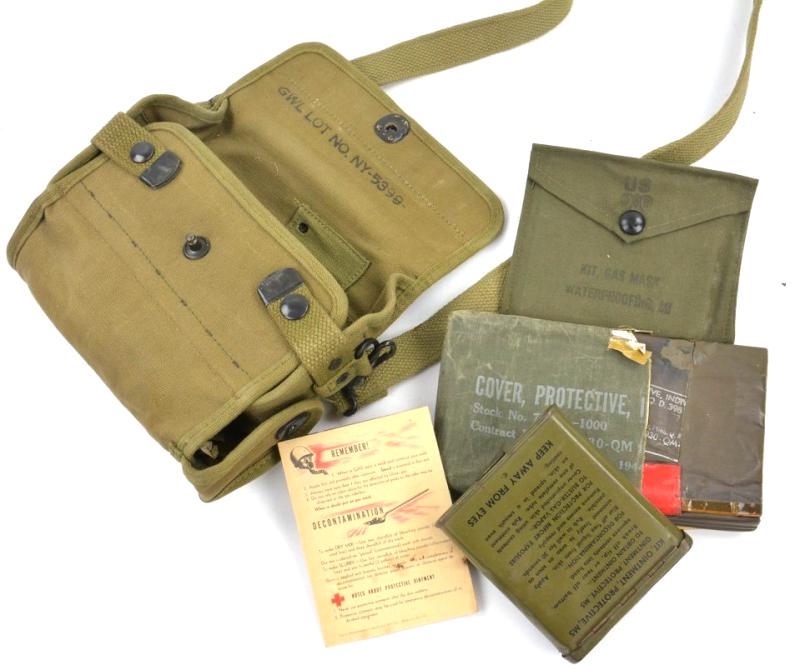 US WW2 Chemical Agent Detector Pouch with insert
