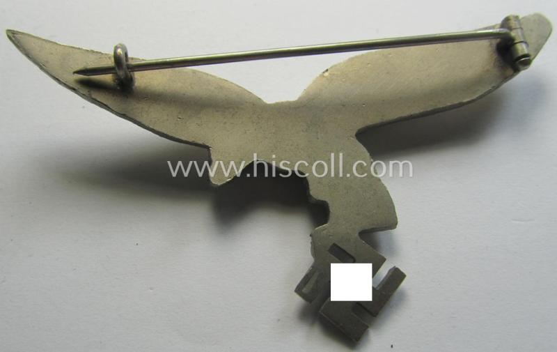 Early-period WH (Luftwaffe) 'Buntmetall'-based breast-eagle ('down-tailed'-pattern)