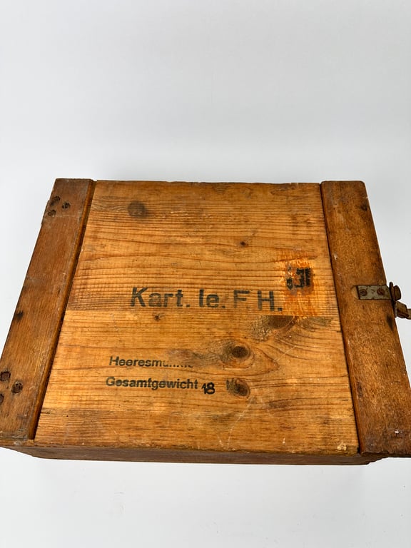 Wooden Ammo box Kart.le.F.H.
