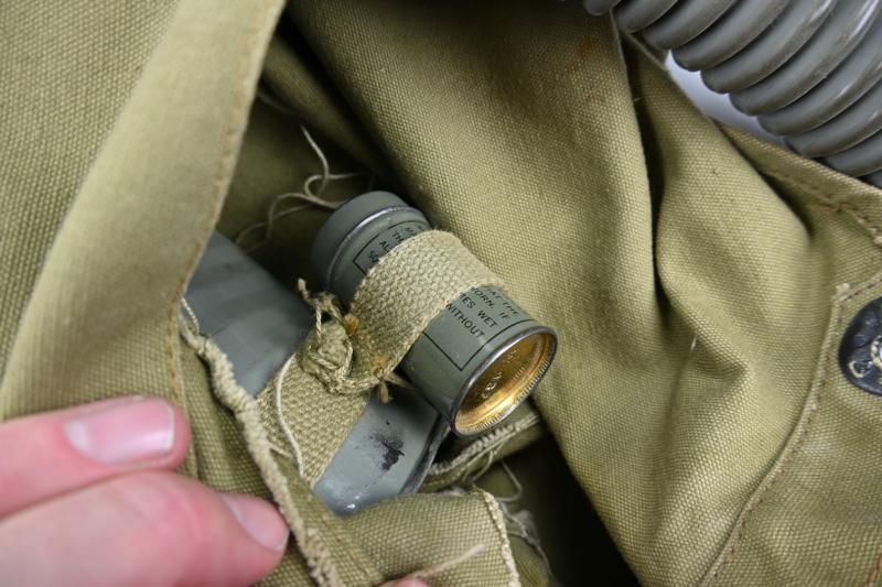 US WW2 MIVA 1 Army Service Gasmask in Carrying Pouch