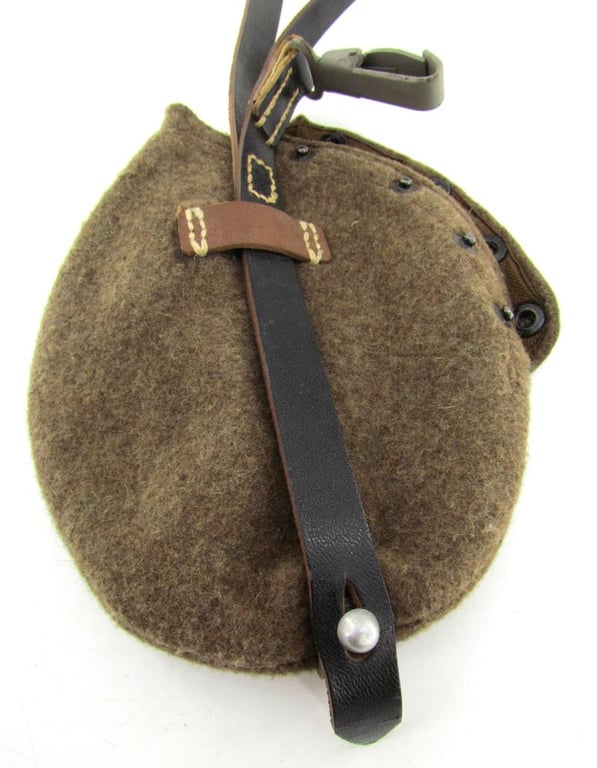 Wehrmacht Canteen cover RFI 43 ( Mint )