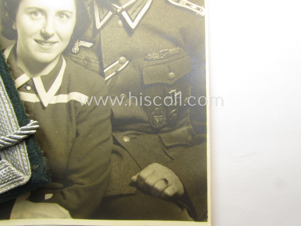 Pair of WH (Heeres), 'cyphered' 'M36'-pattern and/or pointed-styled (ie. generic-styled!) NCO-type shoulderstraps: 'Feldwebel u. Offz.-Anw. eines Kradschützen-Btls.' that comes with a period photo of the bearer