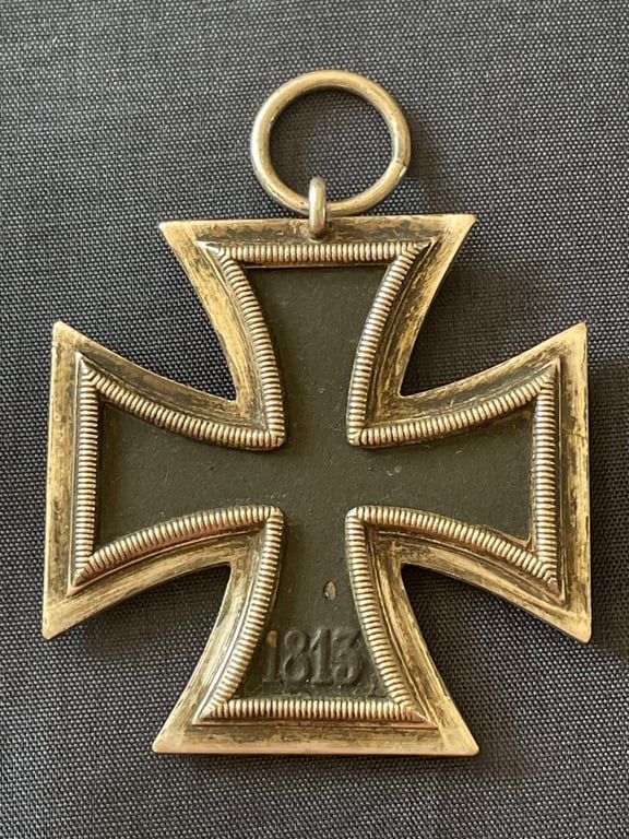 WWII GERMAN IRON CROSS 2ND CLASS NUMBERED RING 24 FOR ARBEITSGEMINSCHAFT FUR HEERESHEDARF IN DER GRAVEUR UBD ZISELIERUNG