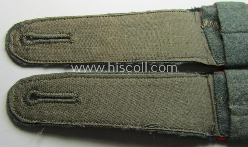 Pair of WH (Heeres) 'M36 o. M40'-pattern, EM-type shoulderstraps with its accompanying 'Überschube'-pair: 'Sld. des Art.-Rgts. 72'