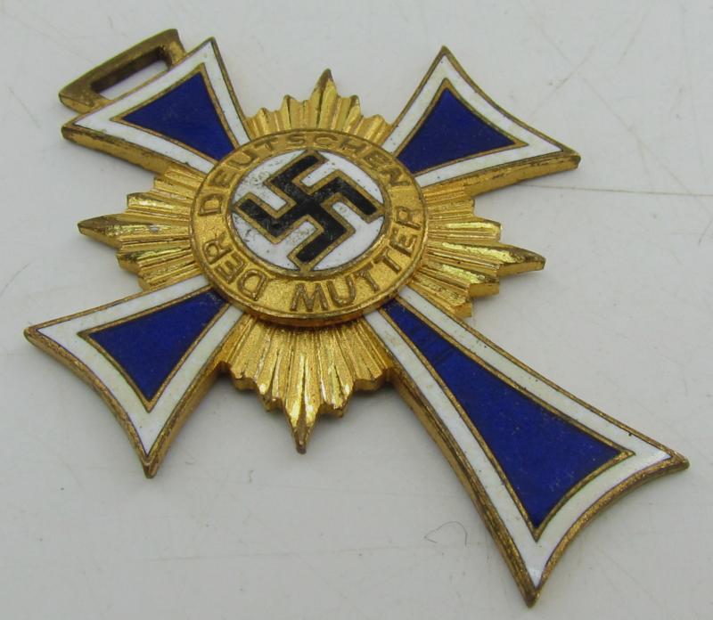 German Mothers Cross in Gold