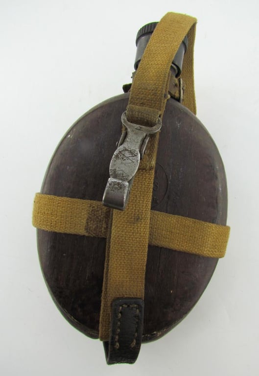 Wehrmacht  'Coconut' M31 Canteen and Cup 'H.R.E.43'