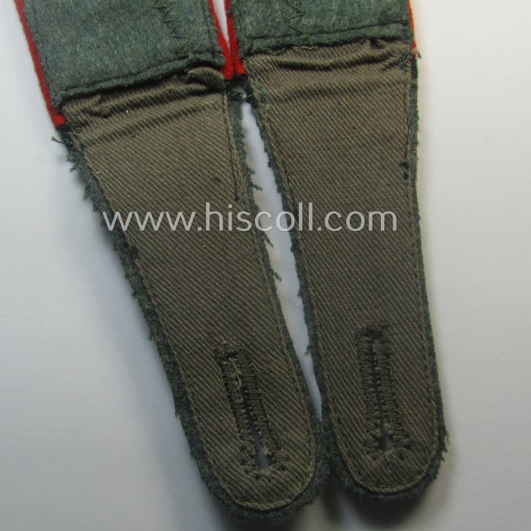 Pair of early-war-period, WH (Heeres) 'M40'-pattern, neatly 'cyphered' NCO-type shoulderstraps as intended for a: 'Soldat u. Mitglied des Artillerie-Rgts. 42'
