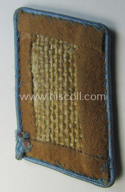 Attractive - albeit single! - N.S.D.A.P.-type collar-patch (ie. 'Kragenspiegel für pol. Leiter') being a piece as intended for usage by an: 'N.S.D.A.P.-Amtsleiter' at 'Orts'-level and that comes in a moderately used ie. worn, condition