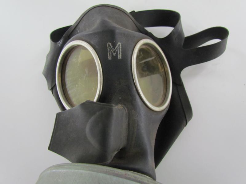 Deutsche Volksgasmaske VM40