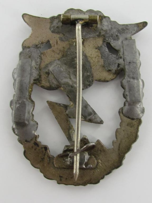 Luftwaffe Ground Assault Badge ( Juncker )