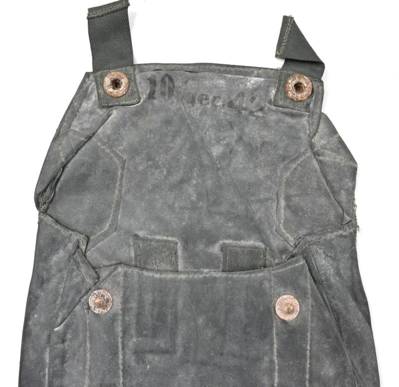 German WH M31 Gascape Pouch