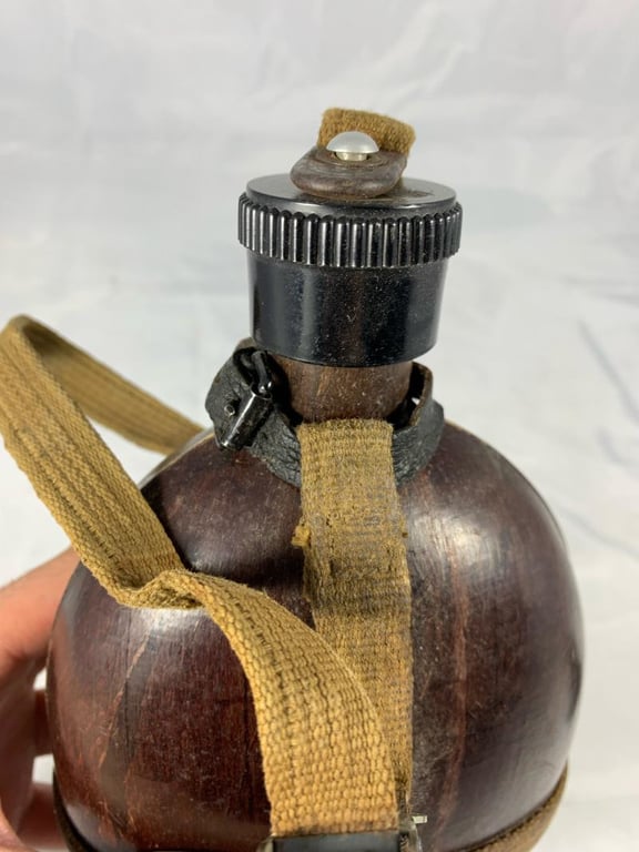 WH (Heer) M31 Tropical Canteen and Cup -1942-