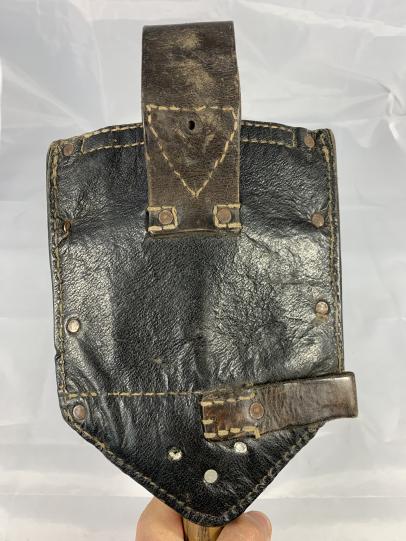 German Folding Shovel with Carrying Case, 2nd Model